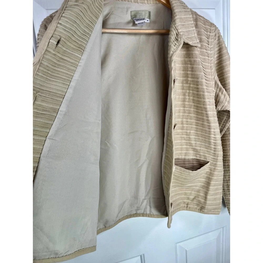The Territory Ahead Jacket Womens Medium Tan Textured Pintuck Button Front